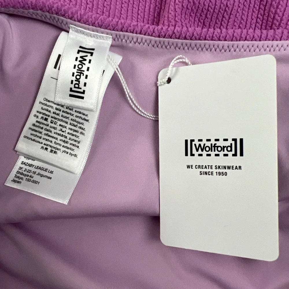 Wolford Swimsuit Size Medium One-Piece One Shoulder Textured Luxury‎ Orchid D22
